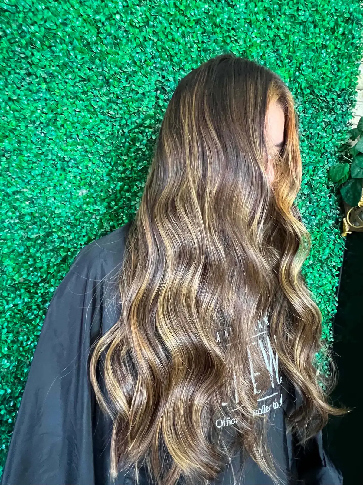 Balayage con ondas realizado en Joaquín Studio Salon